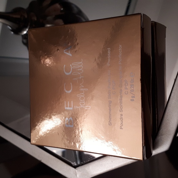 BECCA Other - BECCA Shimmering Skin Perfector Pressed - C Pop NIB